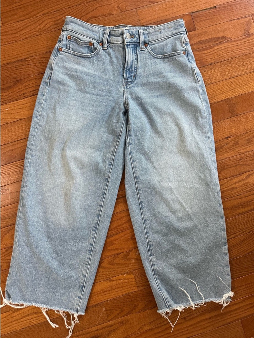 Madewell Curvy Perfect Vintage Wideleg Cropped Jeans size 26 Petite